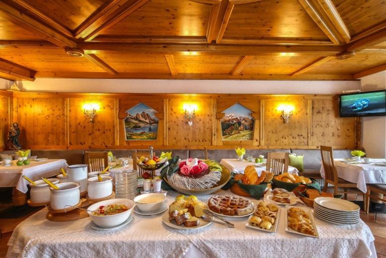 Ciasa Montanara Hotel